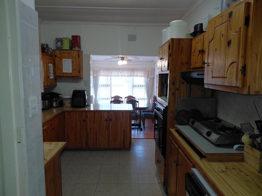 4 Bedroom Property for Sale in Windsor Park Eastern Cape